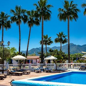 The Palms Boutique Resort Malaga - Adults Only